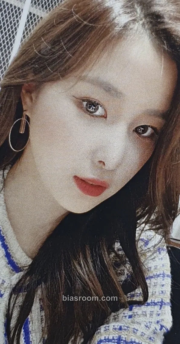Uchae Wanna be friends with NATURE Photocard - Nature - Nature K-pop photocard