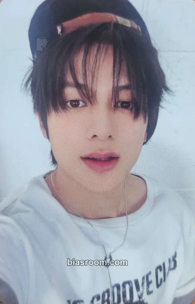 Turn NAZE NAZE K-pop photocard