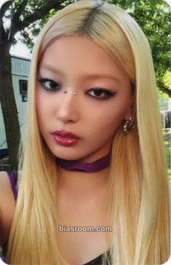 Yoonchae WILD Photocard - KATSEYE | Bias Room