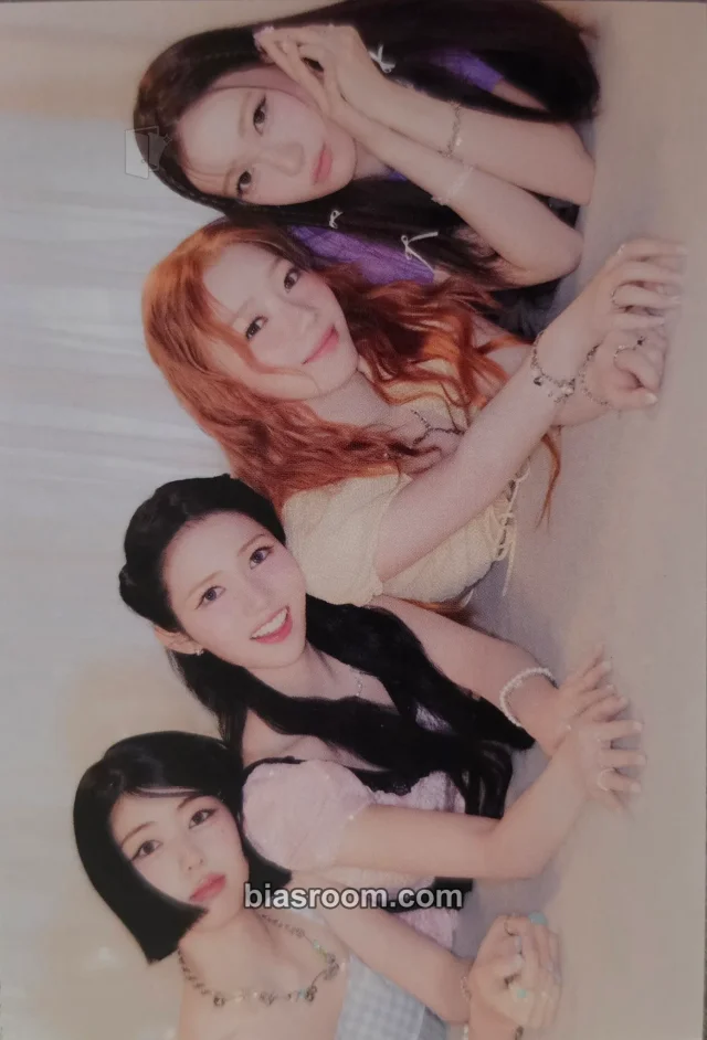 IS:SUE - QUARTET Album postcard limited edition B version album inclusion