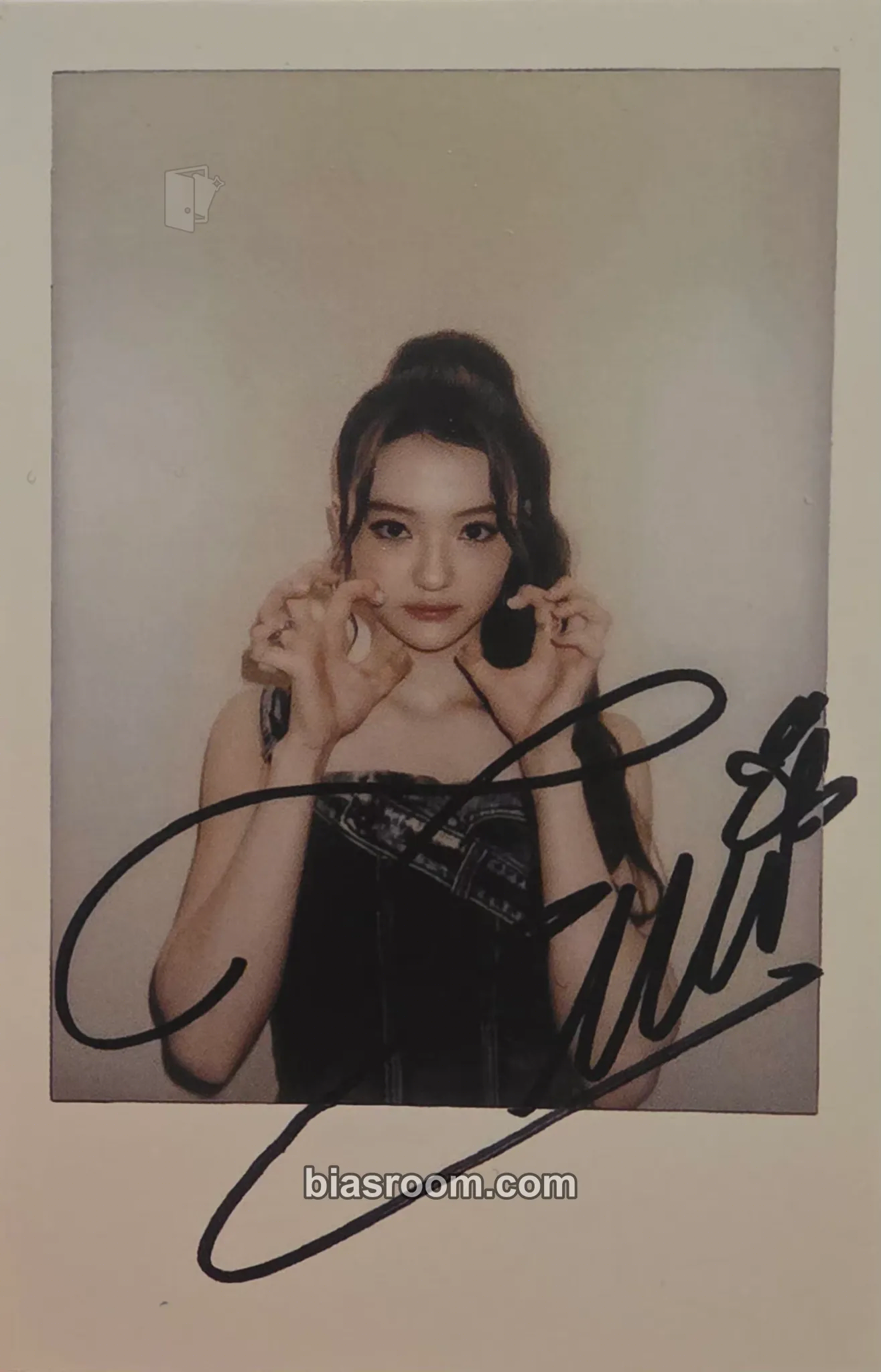 Ella MY EYES OPEN VVIDE Photocard - MEOVV - MEOVV K-pop photocard