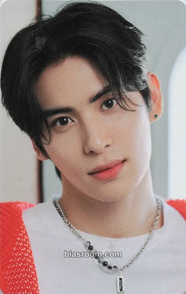 Yoo Taeyang SF9 D.W.B.H K-pop photocard