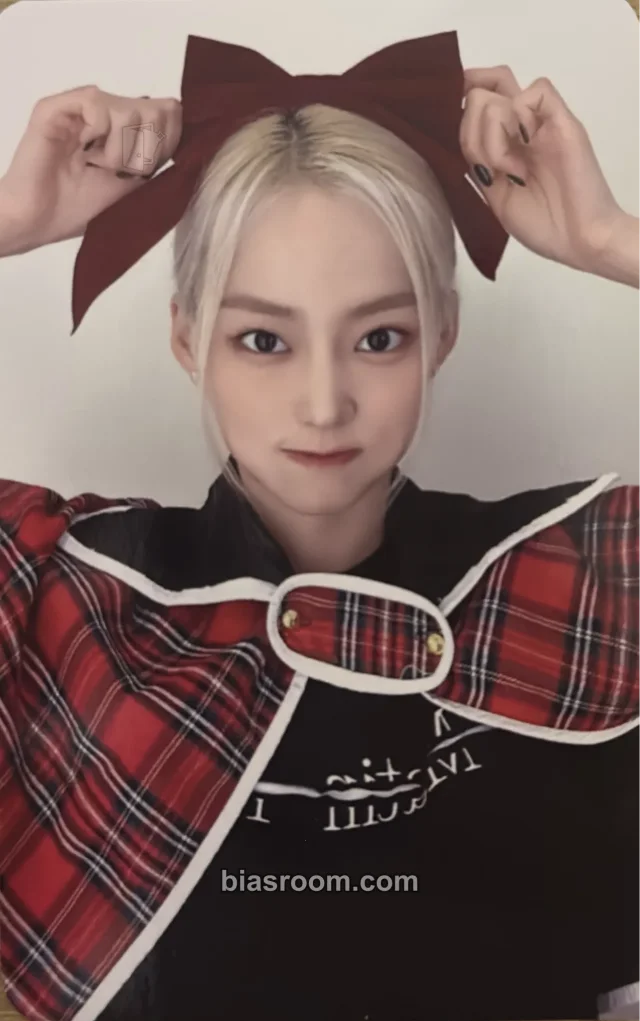 Yeeun - Yeeun - The Beginning Album pob (pre-order benefit) makestar