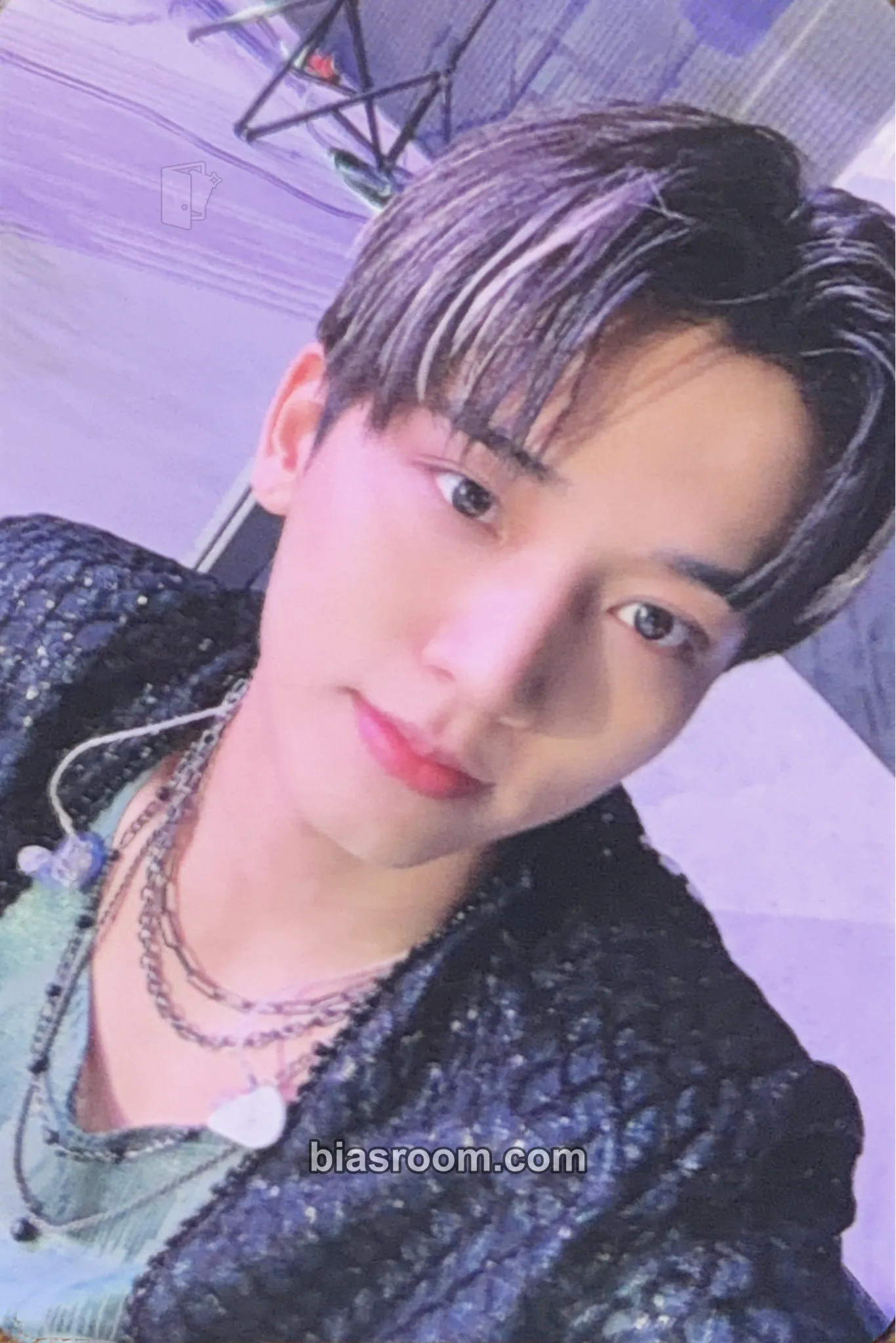 Hyuk Lovely Runner Pop-up Store Photocard - Omega X - Omega X K-pop photocard
