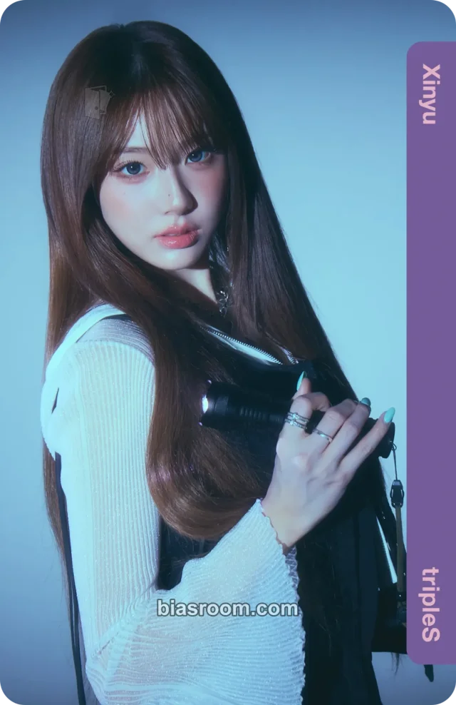 tripleS - Xinyu - DNA Album merch photocard tokyo release event