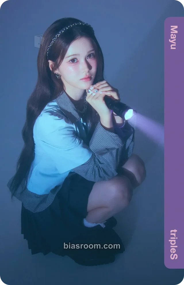 Mayu tripleS DNA K-pop photocard