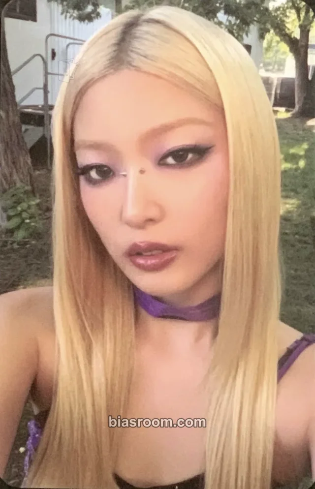 Yoonchae KATSEYE WILD K-pop photocard