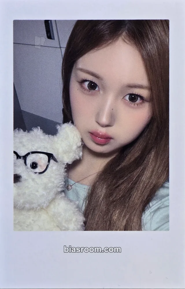 tripleS - Joobin - LOVE&POP pt.1 Album makestar fansign round 1 polaroid