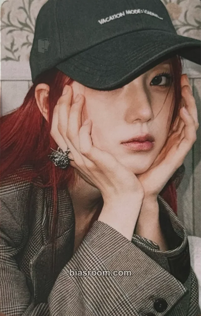 UNCHILD - Yeeun - Yeeun Waves Magazine Other magazine photocard concept photocard A version