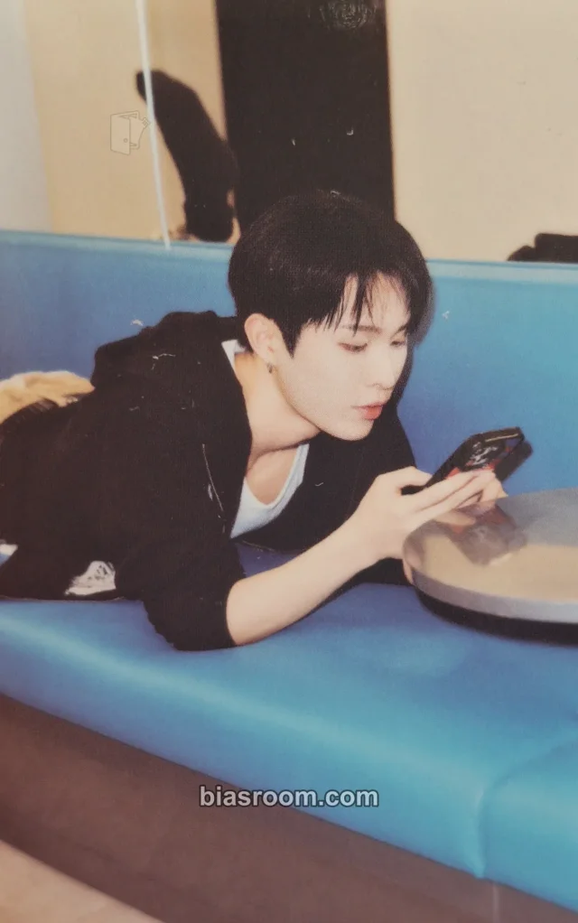 Hyui Photocards (NEXZ) | Bias Room