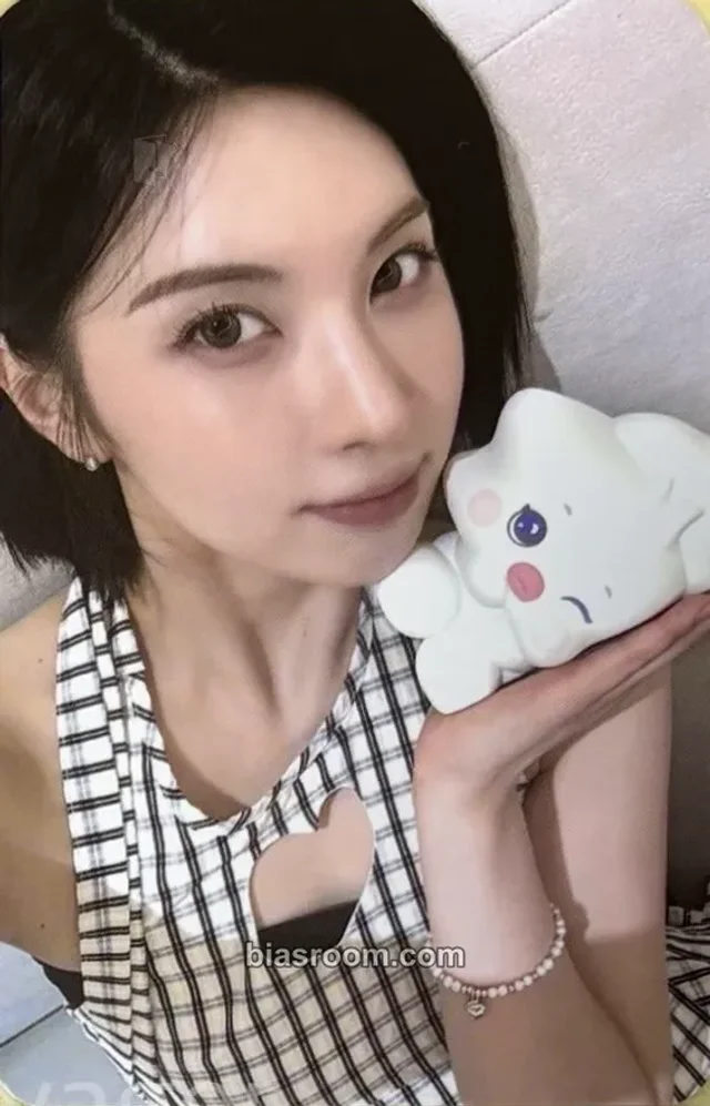 NMIXX - Bae - Artist Label: NMIXX Edition Other merch photocard mood lamp