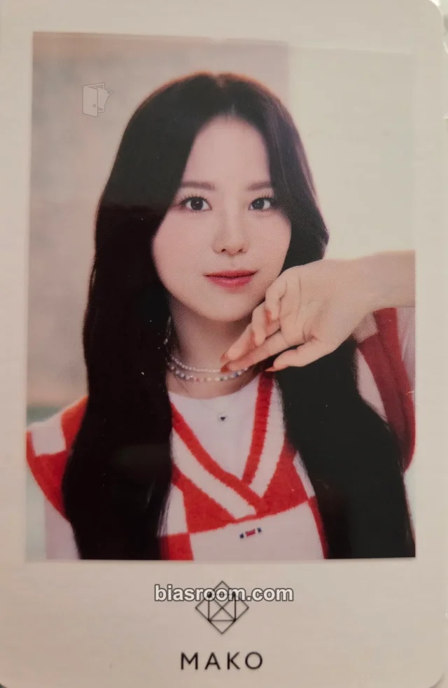 Mako NiziU Paradise K-pop photocard