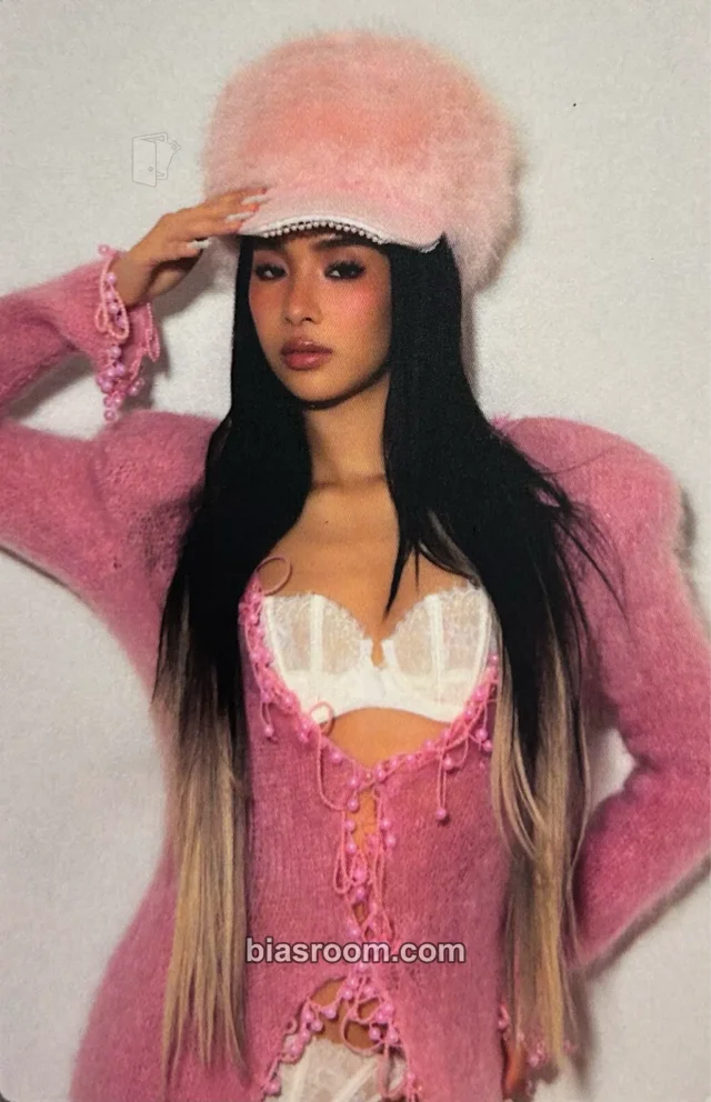 Sophia KATSEYE BILLBOARD BRASIL Magazine x KATSEYE K-pop 小卡