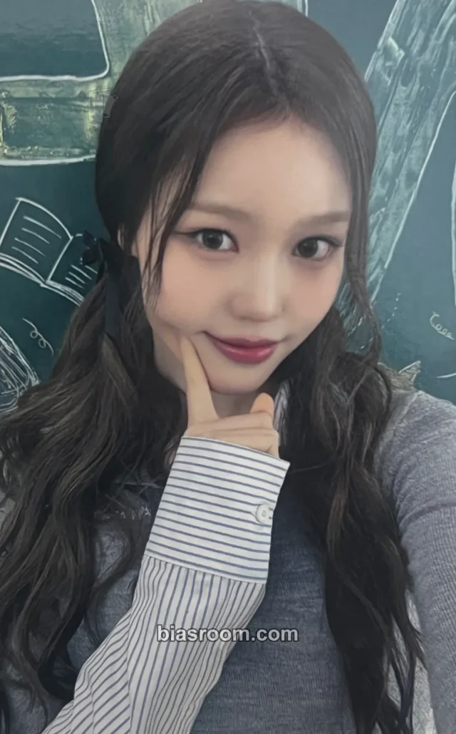 izna - Jeong Saebi - The Show Event broadcast the show week 1