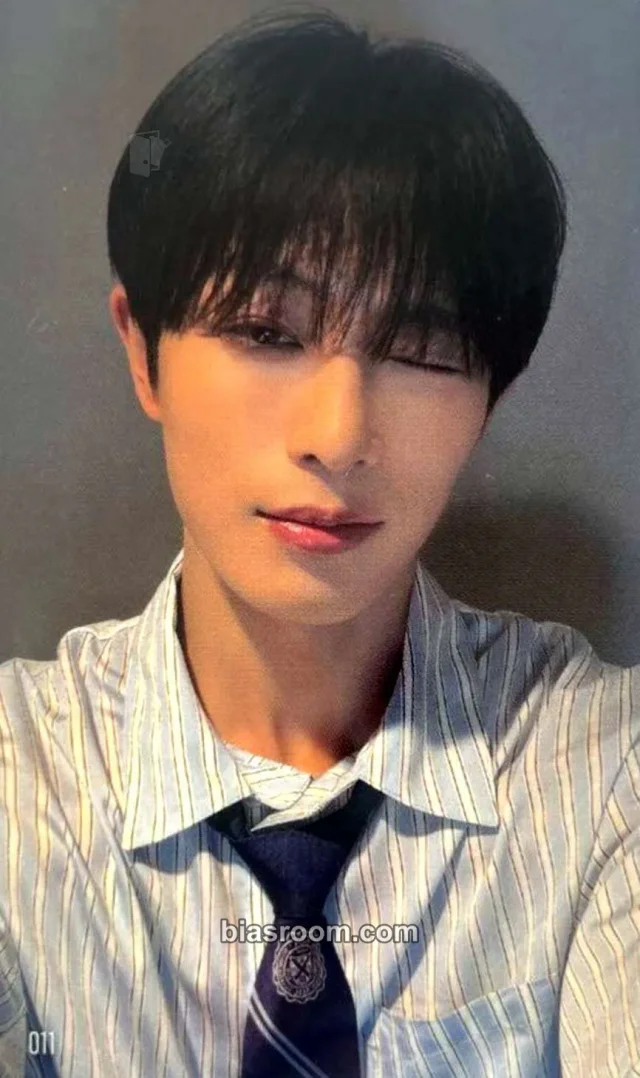 KO1KEYZ - Ryoga - 2026 KO1KEYZ 1ST FAN MEETING Event fan meeting merch photocard trading card random pack