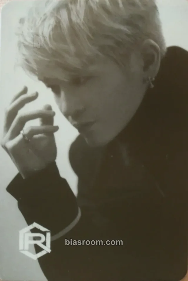 SECHSKIES - Sunghoon - 2016 Re-Album Album album photocard out type version