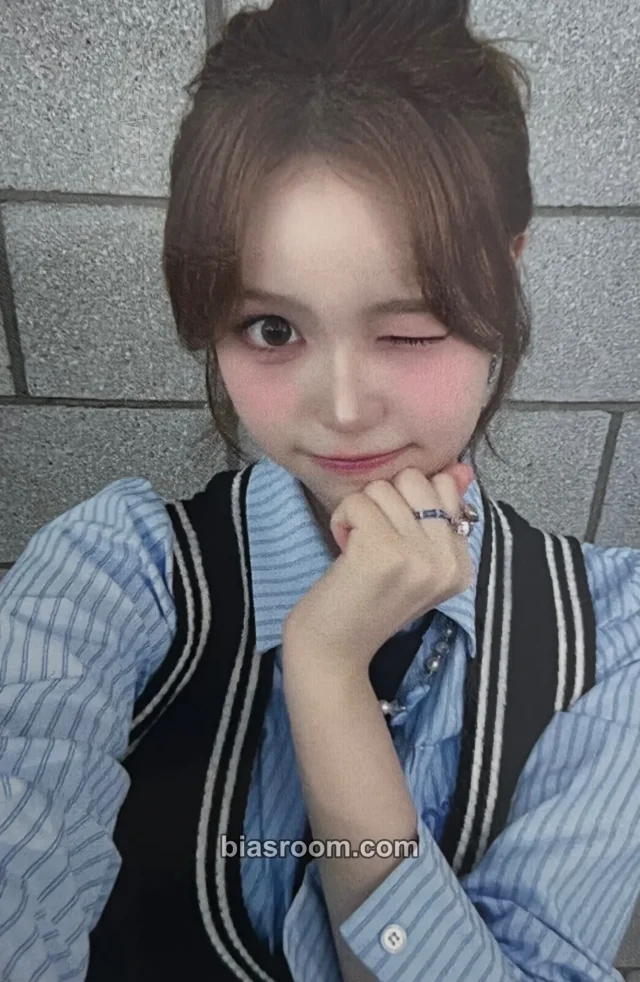 izna - Jeong Saebi - The Show Event broadcast the show september