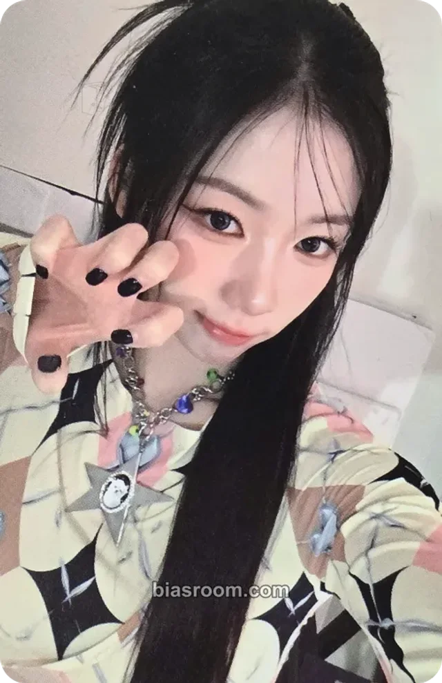 CLASSy - Hyeju - 2026 CLASS:y ROLL CALL FAN LIVE  Event trading card merch photocard