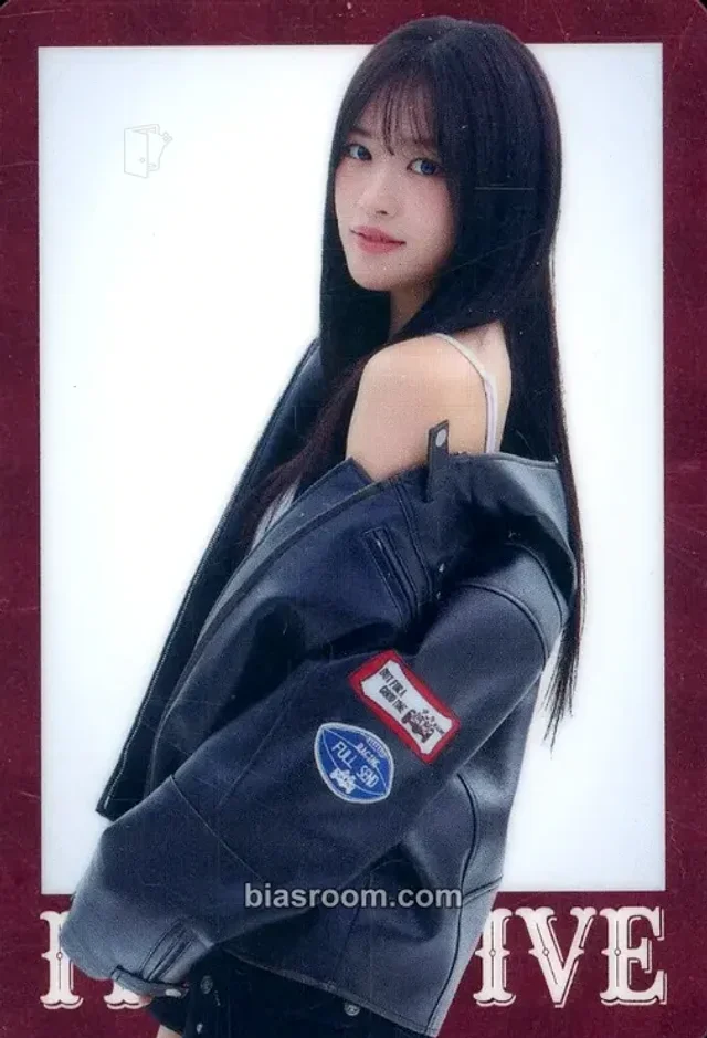 Yujin IVE IVE FROM STARSHIP ENTERTAINMENT WITH AMUSE WAFER 2 K-pop photocard