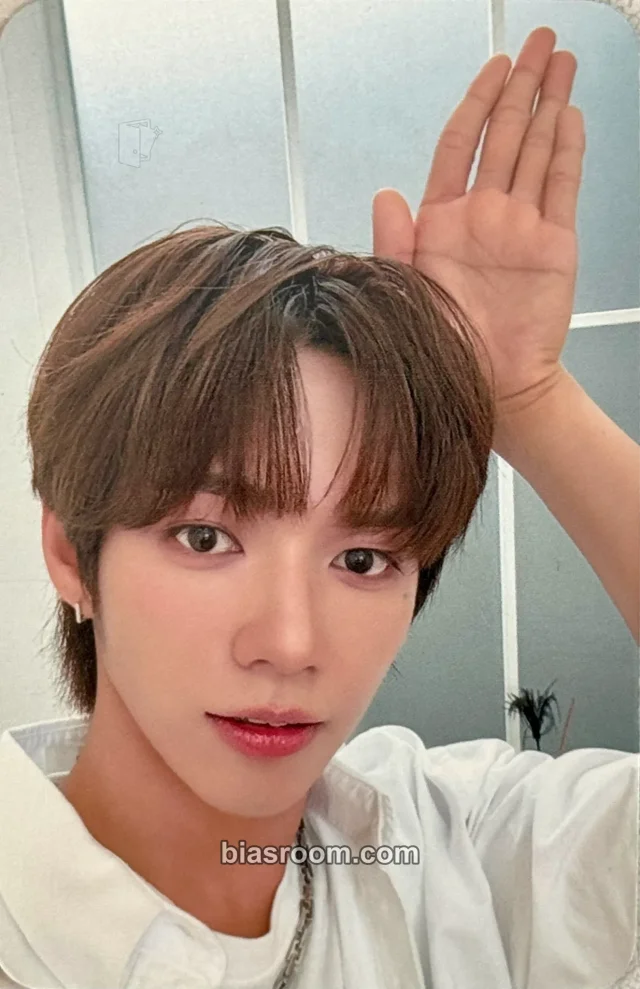 JL Run To You Photocard - AHOF | Bias Room