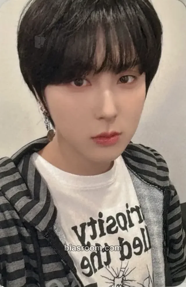 ONEWE - Giuk - We: Dream Chaser Album everline fansign round 3