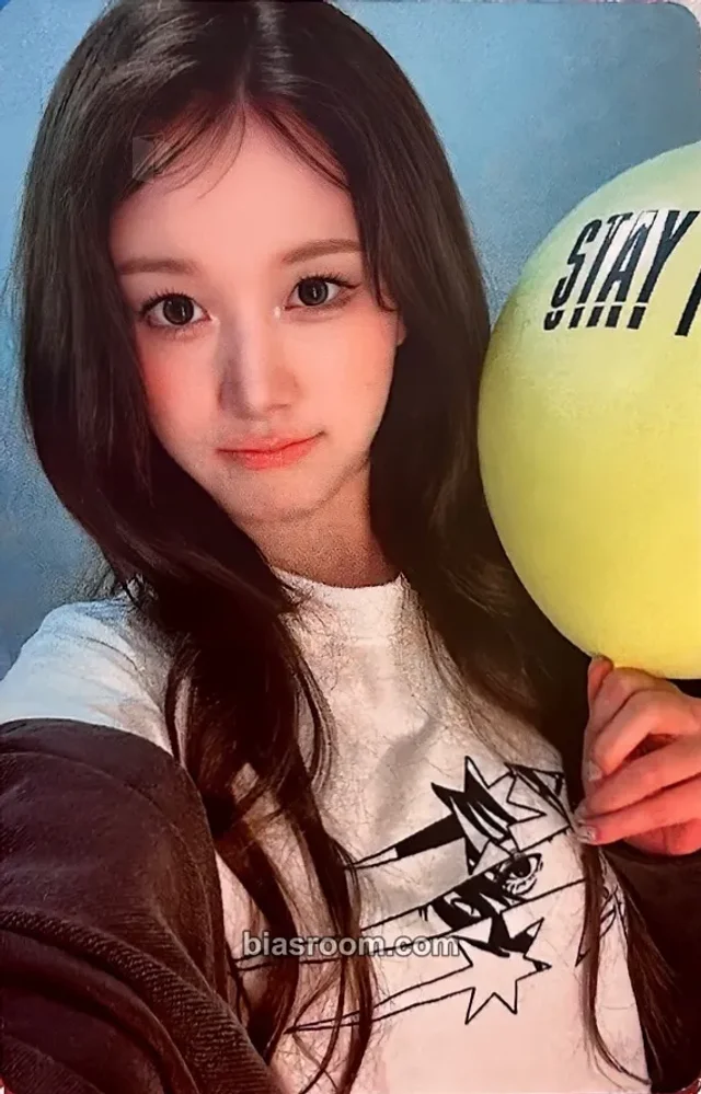 STAYC - J - S Album cafe event winner benefit