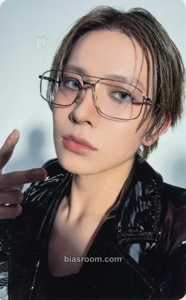 EVAN - Evan (Heeseung) - DEATH OF ME Album weverse japan shop (wvj) pob (pre-order benefit)