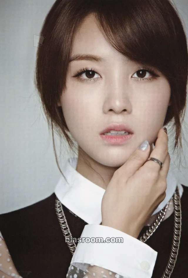 Girl's Day - Minah - I Miss You Album album inclusion postcard