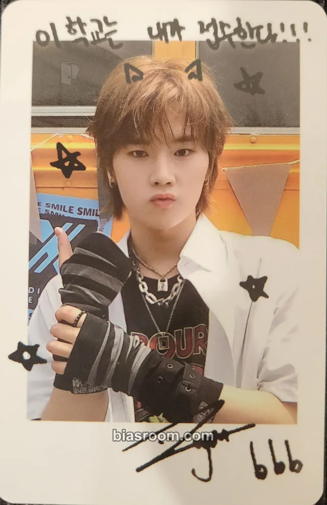 Xdinary Heroes - Jungsu - Xdinary Heroes 1st Fanmeeting "Band Club XV: 2023 Summer Camp" Event polaroid member version fan meeting merch photocard diary version printed signature A version item set