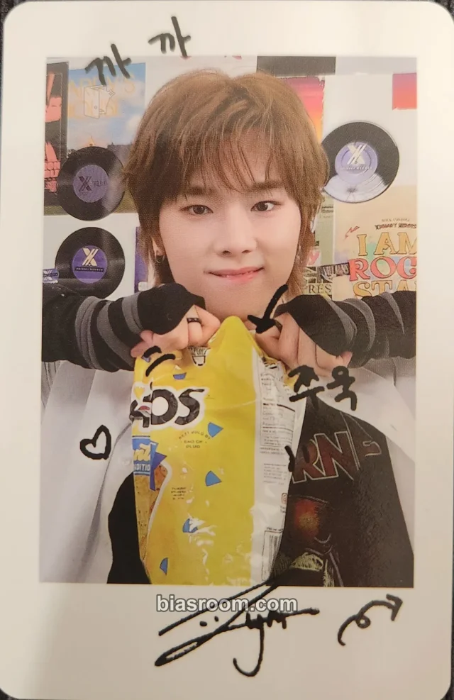 Xdinary Heroes - Jungsu - Xdinary Heroes 1st Fanmeeting "Band Club XV: 2023 Summer Camp" Event polaroid member version fan meeting merch photocard diary version printed signature B version item set