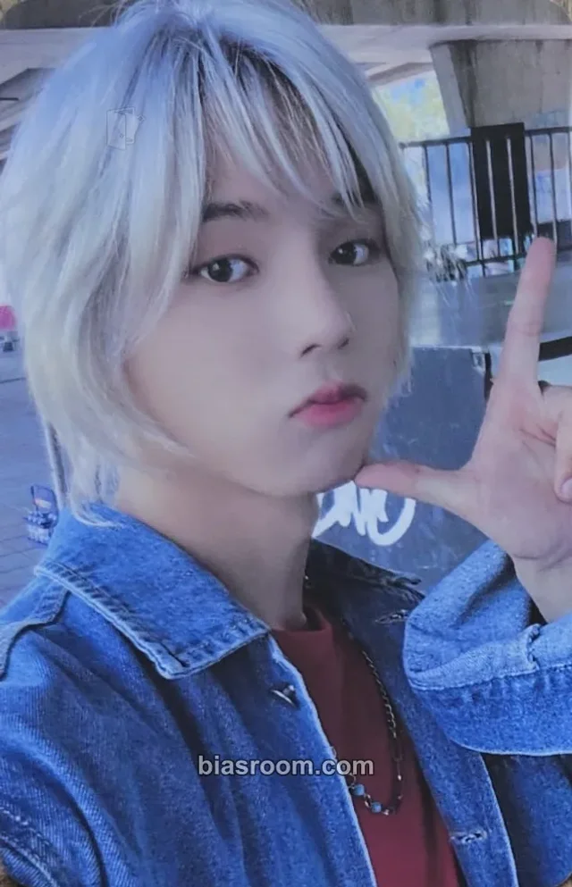 CMDM - HeeJu - Back To The Future Album pob (pre-order benefit) ktown4u showcase