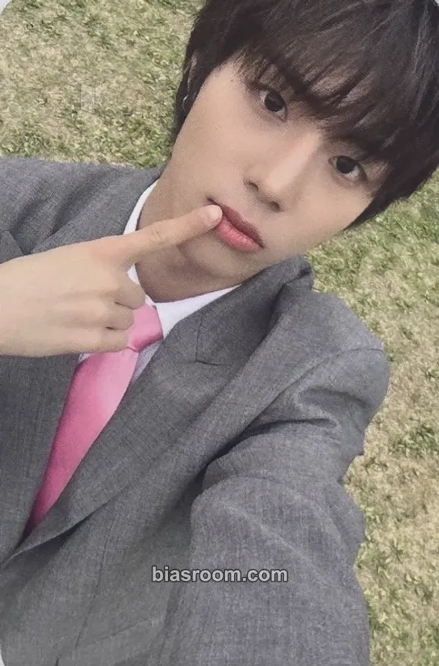 82Major - Seongbin - 82 Office: Vacation Fan Concert Event entrance/attendance benefit
