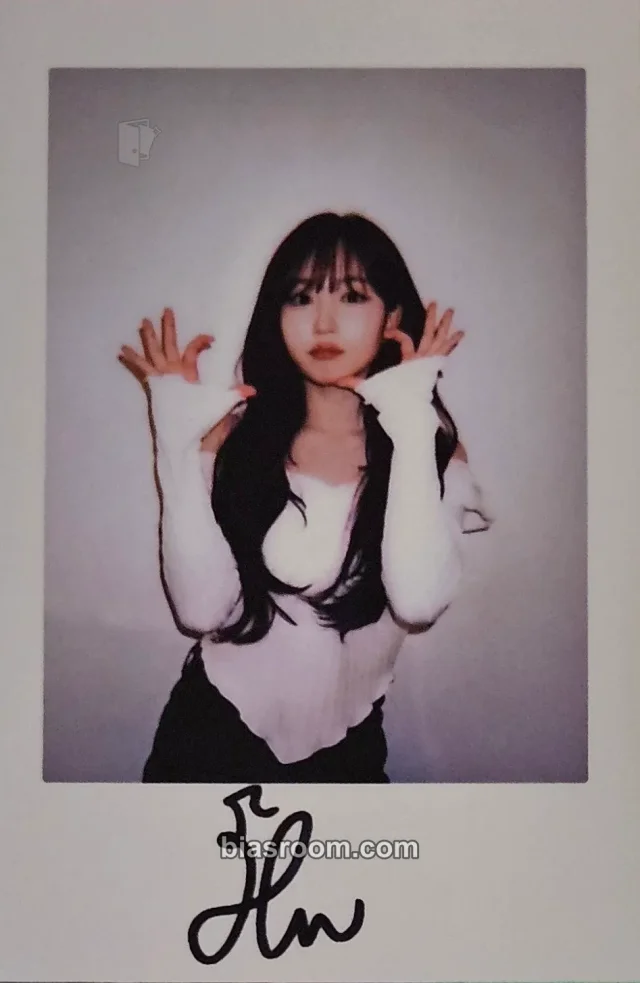NMIXX - Haewon - Blue Valentine Album lucky draw (LD) makestar polaroid round 2 set benefit