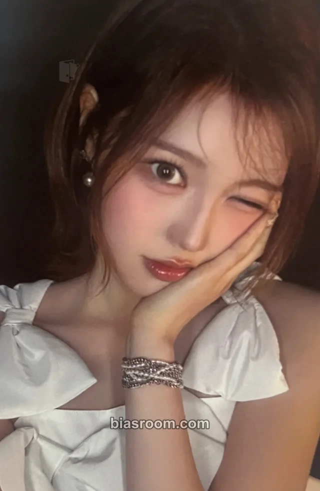 Jeong Saebi izna Set The Tempo K-pop photocard