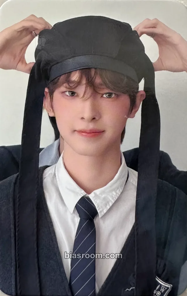 FLARE U - Kang Woojin - YOUTH ERROR Album merch photocard keyring