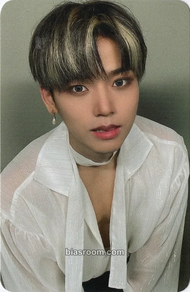 ENOi - Hyuk - W.A.Y (雨) Album album photocard