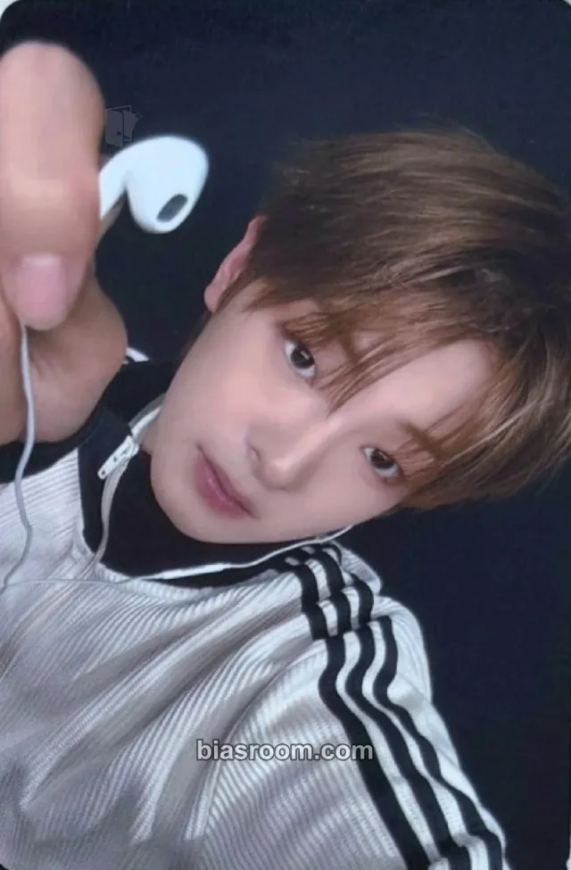 FLARE U - Kang Woojin - YOUTH ERROR Album musicart (music art) fansign round 2 crayon version