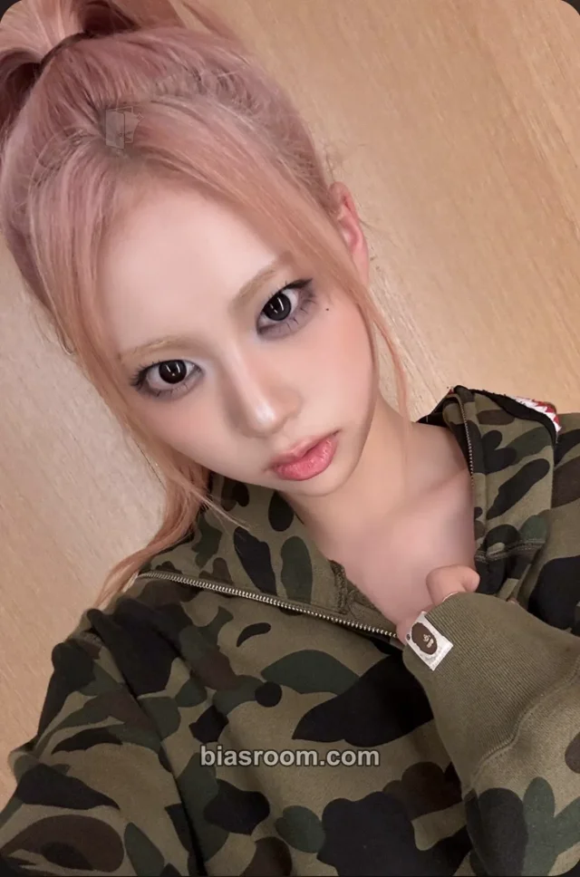 H//PE PRINCESS - Sujin - My Bias’s Business Trip Mpickard Event mnet plus chat limited press