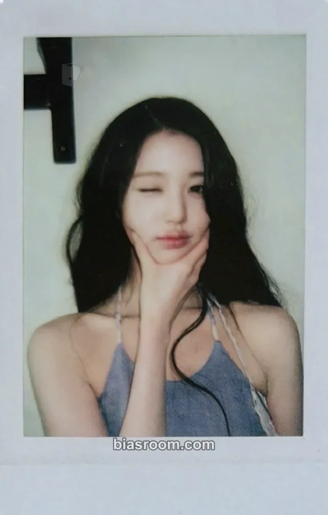 Wonyoung Photocards (IVE) | Bias Room