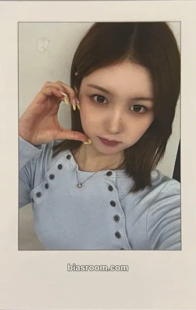 tripleS - Joobin - LOVE&POP pt.1 Album jjmuze (jj muze) video call/fancall polaroid round 2