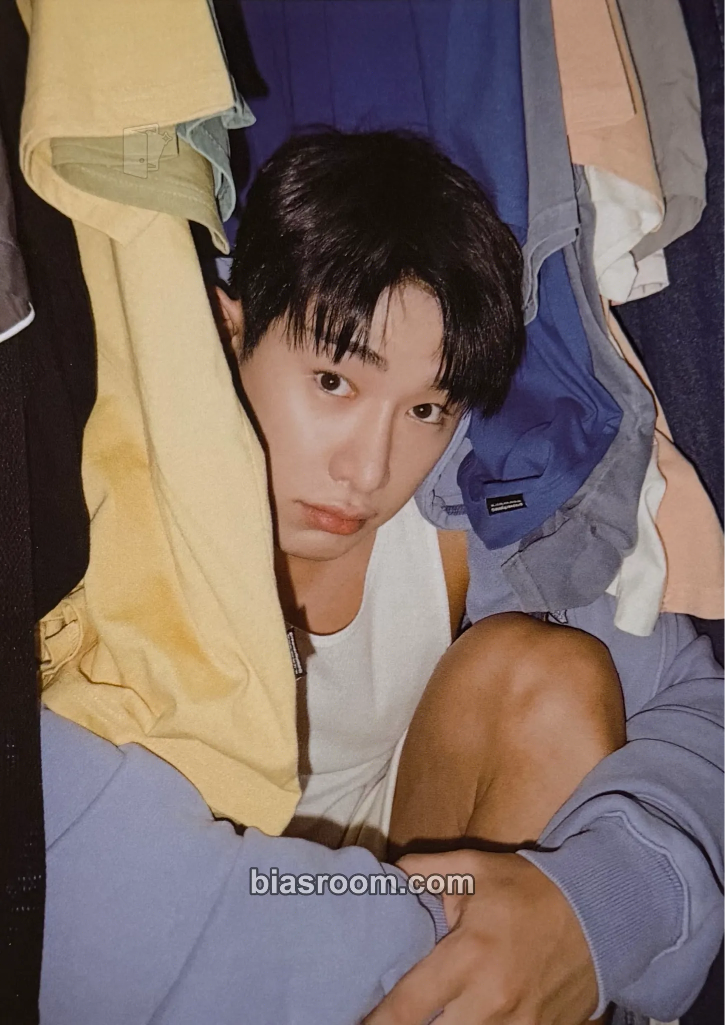 Wonho Blue Letter Photocard - Wonho K-pop photocard