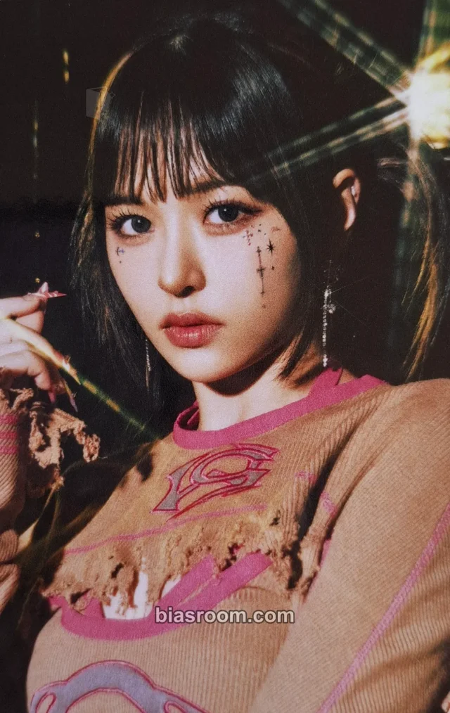 E:U 2023 EVERGLOW US Tour All My Girls トレカ - EVERGLOW | Bias Room
