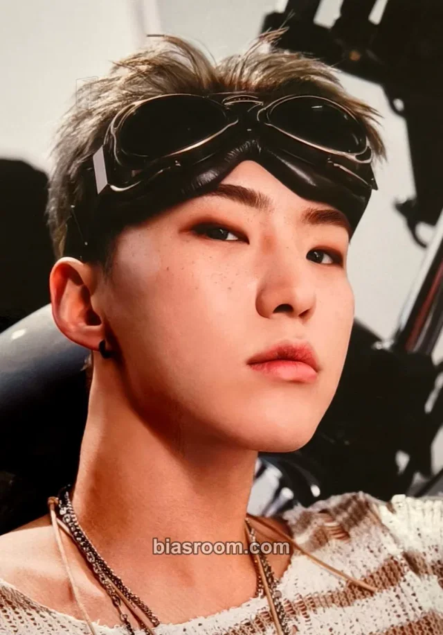 SEVENTEEN - Hoshi - Face the Sun Album pioneer version album inclusion postcard item set KiT/kihno version