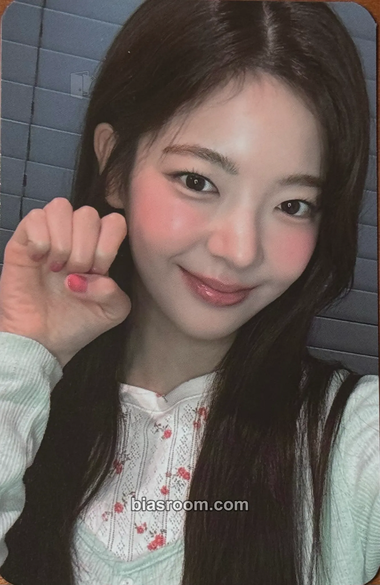 Lia ITZY X TWINZY GLOBAL POP-UP STORE "ROLL THE WORLD" Photocard - ITZY - ITZY K-pop photocard