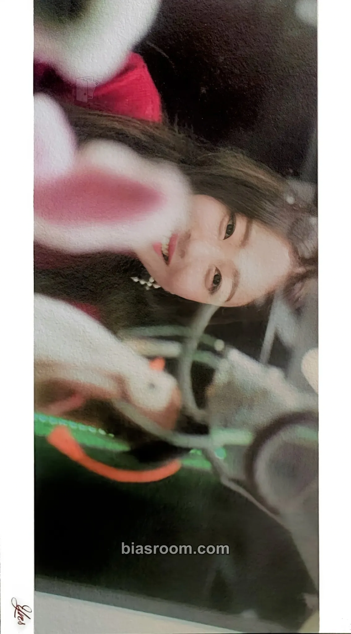 Yves LOONA X Study Group Photocard - LOONA - LOONA K-pop photocard