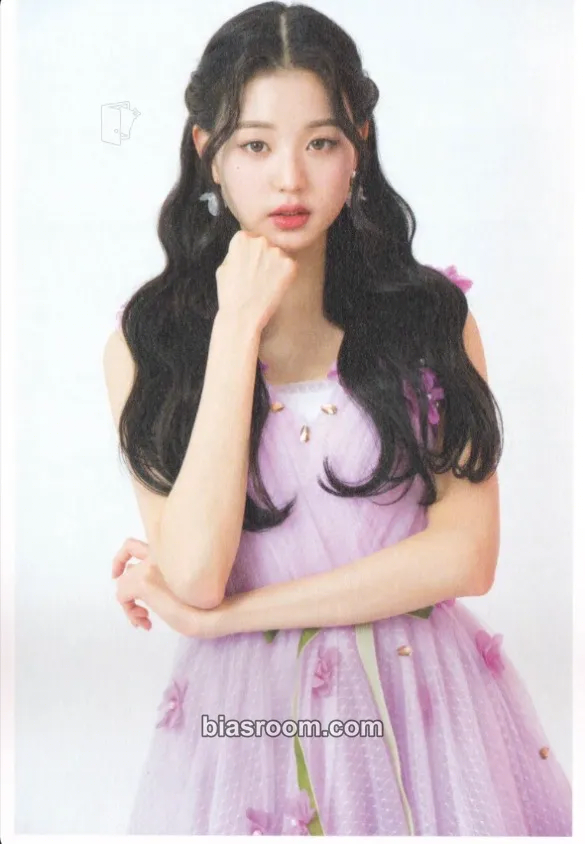 Wonyoung 1st JAPAN PHOTO BOX “SPECIAL SURPR*IZ” Photocard - IZ*ONE - IZ*ONE K-pop photocard