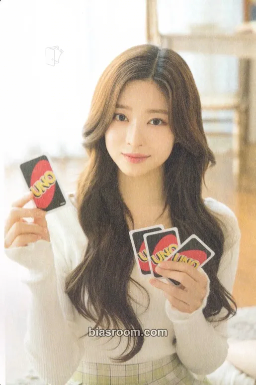 Minju 1st JAPAN PHOTO BOX “SPECIAL SURPR*IZ” Photocard - IZ*ONE - IZ*ONE K-pop photocard