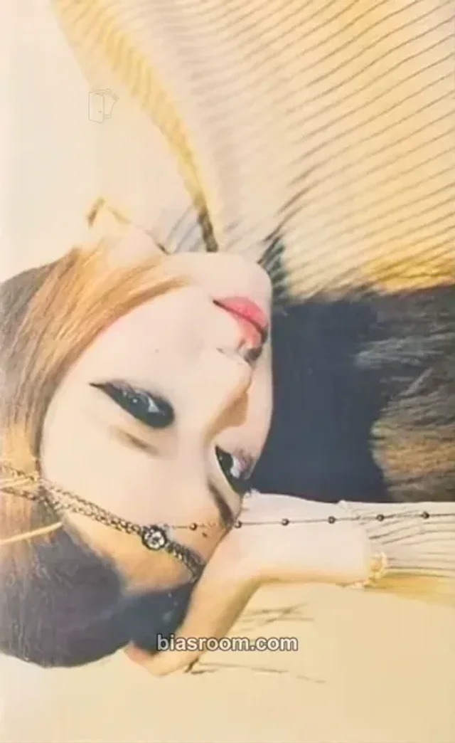 f(x) - Sulli - Red Light Album tin case