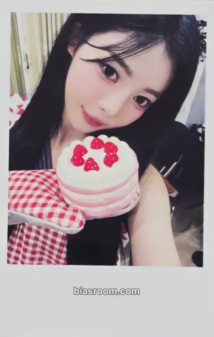 Dahyun LOVE&POP pt.1 Photocard - tripleS - tripleS K-pop photocard