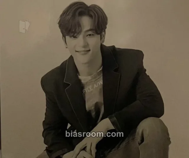 Kim Woojin - Kim Woojin - New Area Event photo print